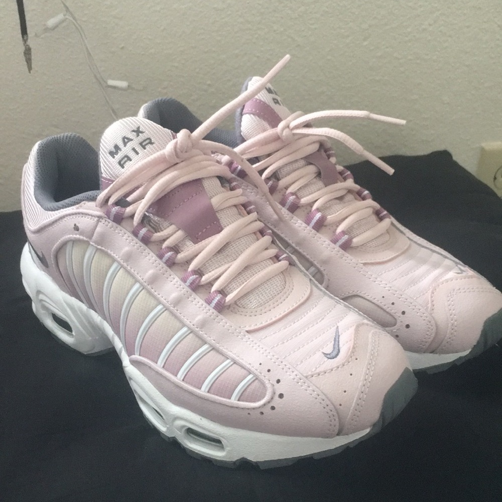 Nike Air Max Tailwind 4
